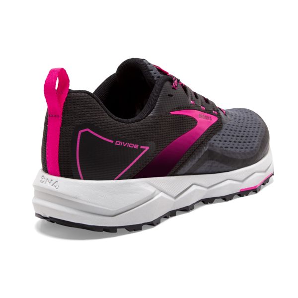 Brooks Divide 2 Women's Trail Running Shoes Black / Pink / White | NZ-458367